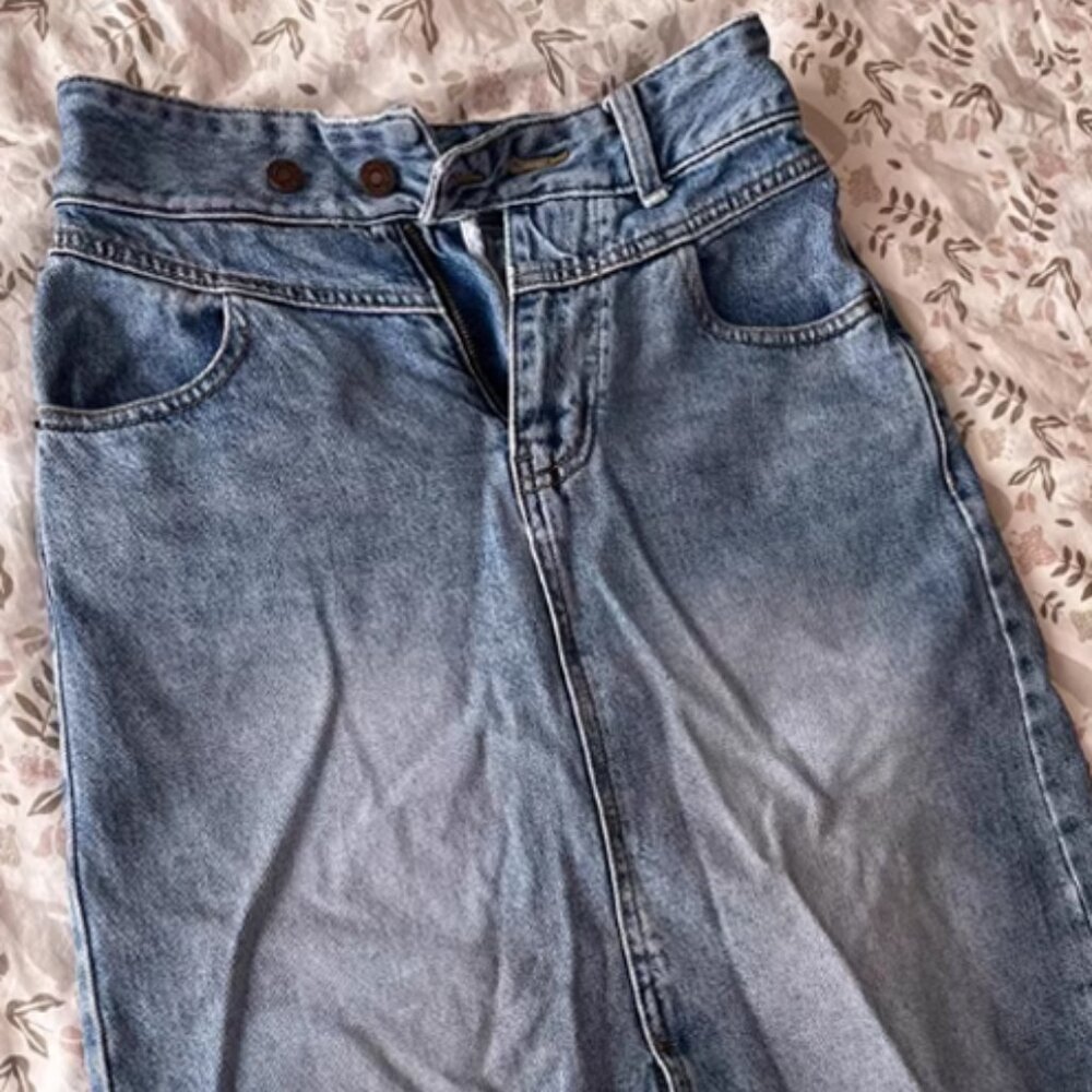 Women's casual jeans, size L